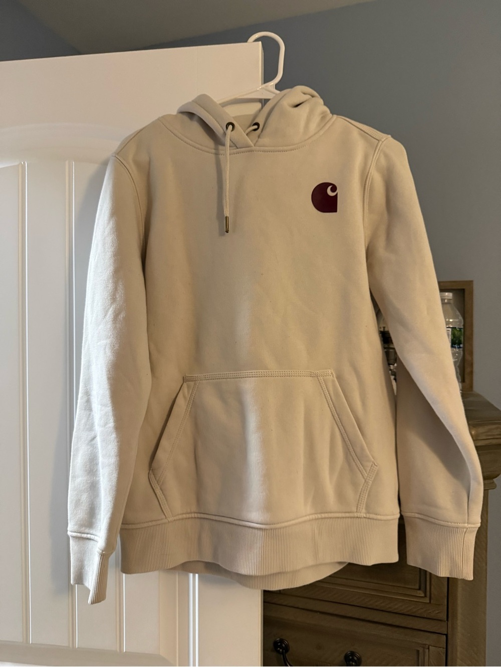 Carhartt Men’s Crewneck Hoodie in Cream with Maroon Logo
